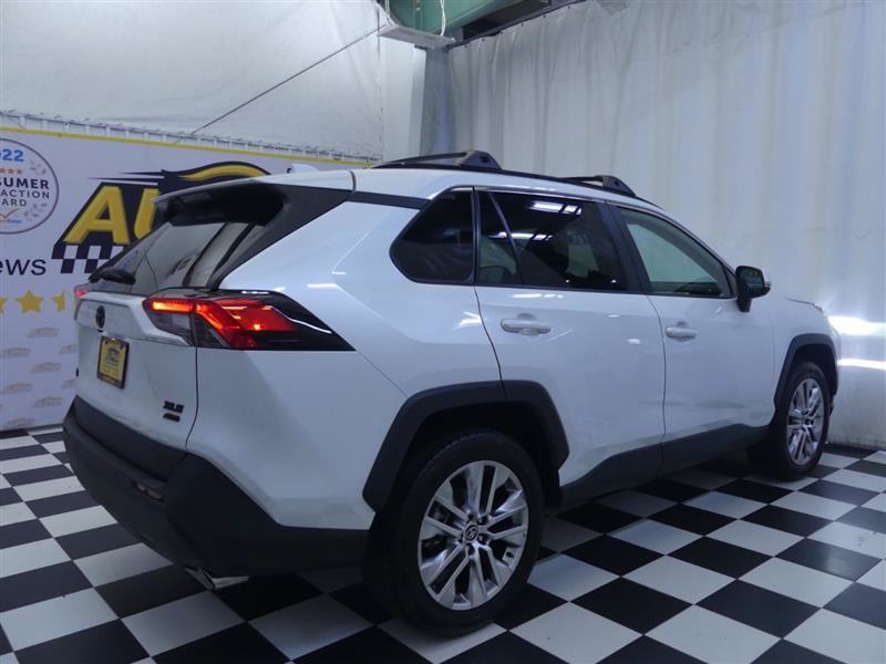 Used 2025 Toyota RAV4 XLE Premium w/ Weather Package AWD/4WD image 7