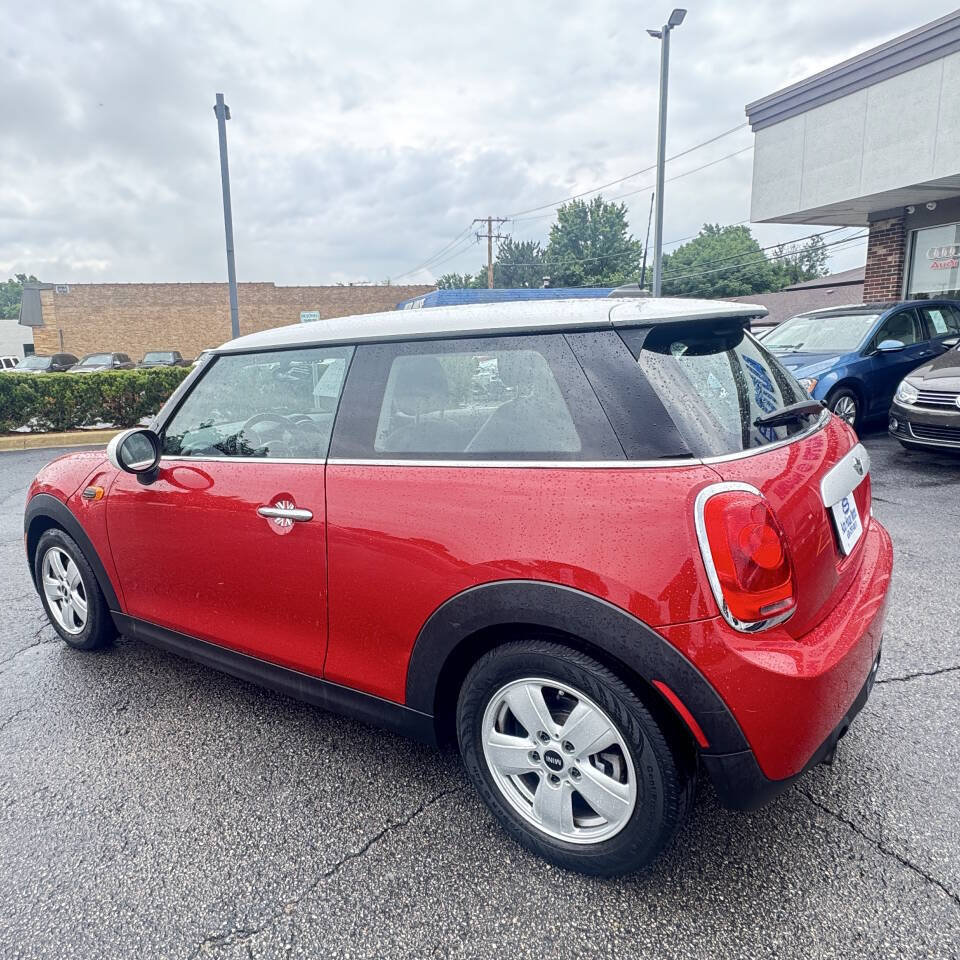 Used 2014 MINI Cooper 2-Door Hardtop FWD image 6