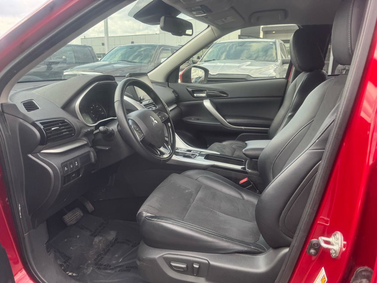 Used 2024 Mitsubishi Eclipse Cross SE image 17