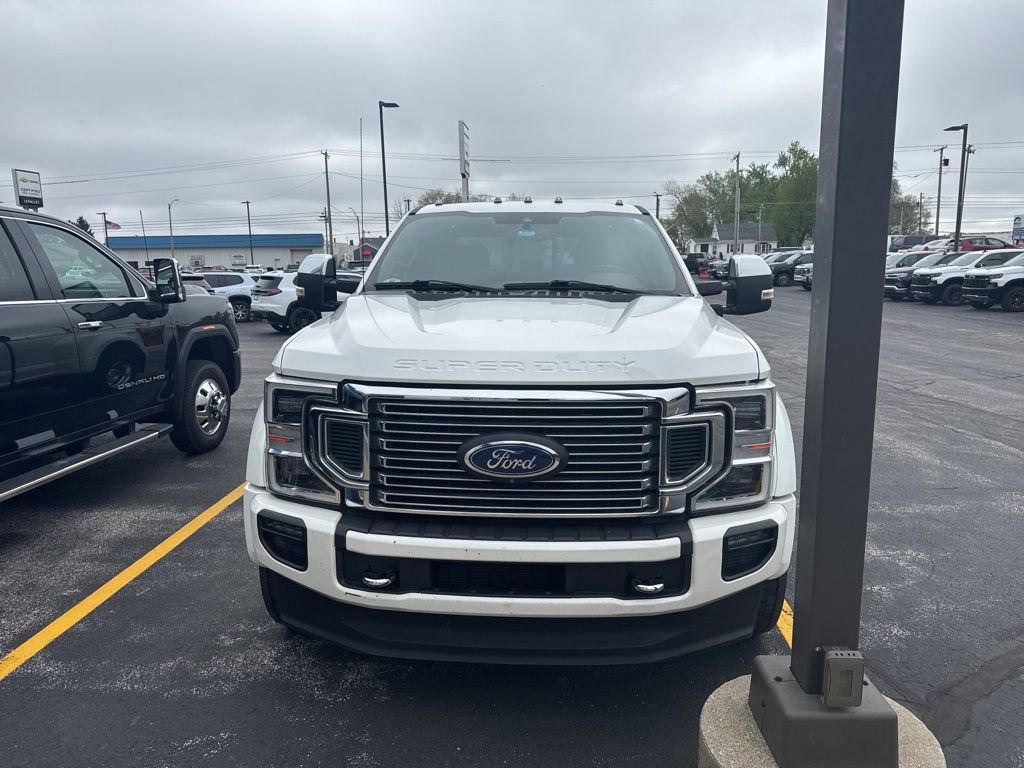 Used 2020 Ford F450 Platinum w/ FX4 Off-Road Package AWD/4WD image 2