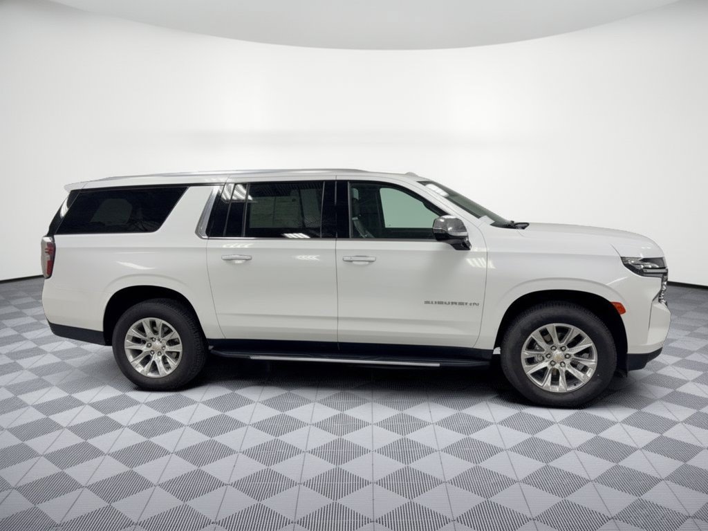 Used 2024 Chevrolet Suburban Premier RWD image 8