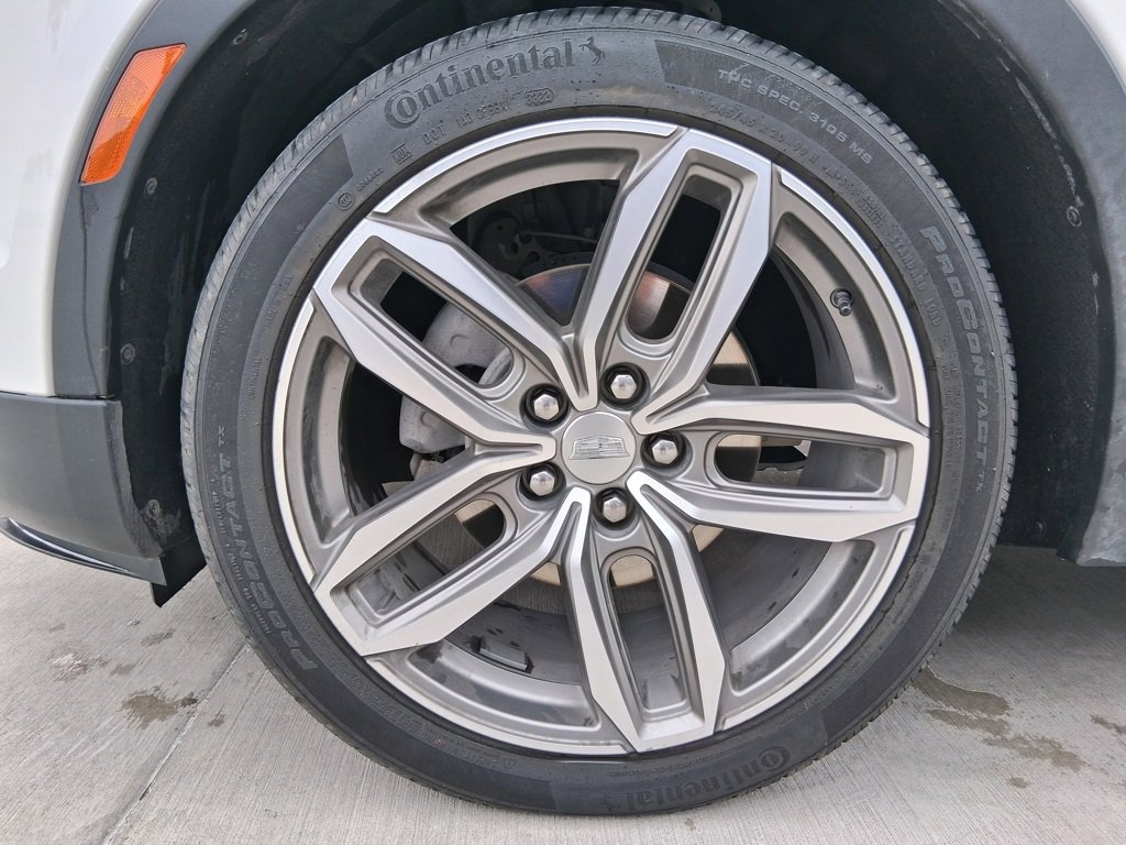 Used 2023 Cadillac XT4 Sport image 9