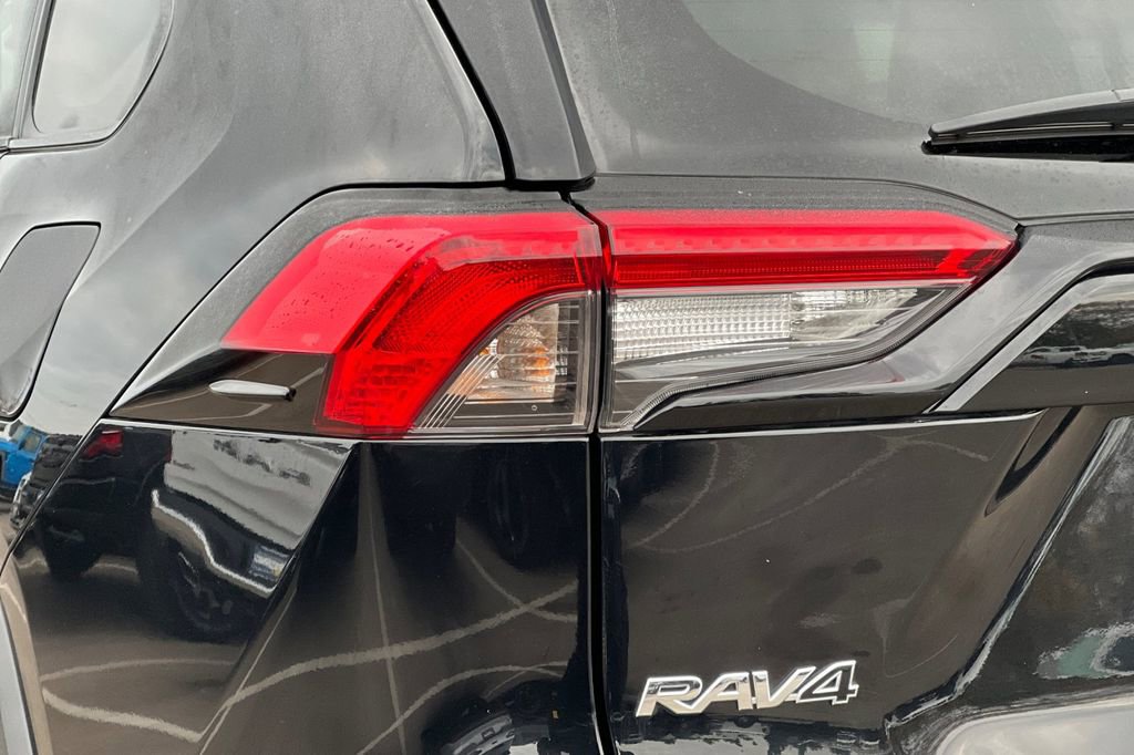 Used 2024 Toyota RAV4 XLE image 26