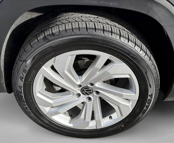 Used 2023 Volkswagen Atlas SE image 9