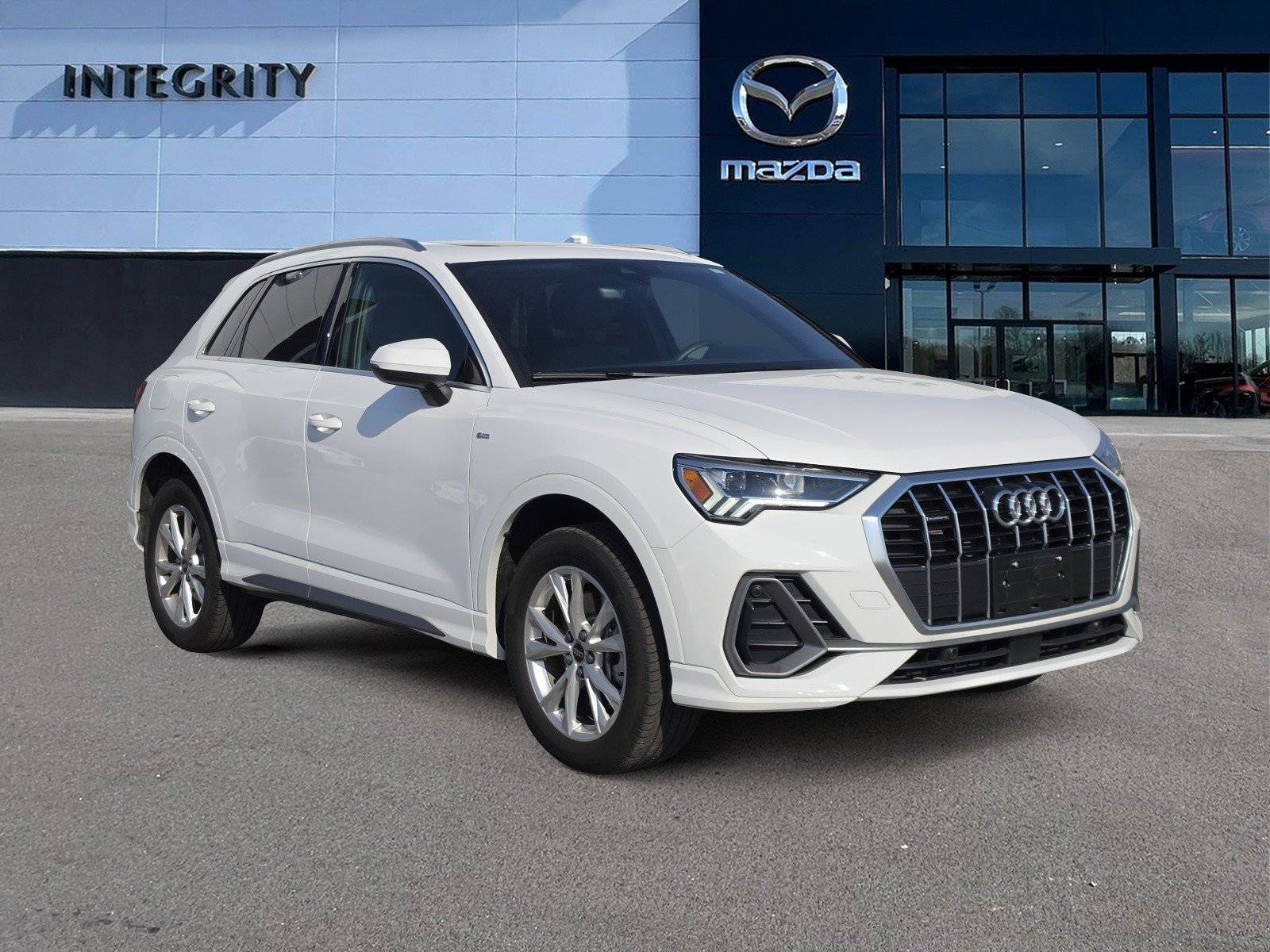 Used 2025 Audi Q3 2.0T Premium AWD/4WD image 1
