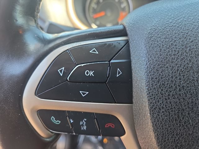 Used 2015 Jeep Cherokee Limited w/ Technology Group AWD/4WD image 20