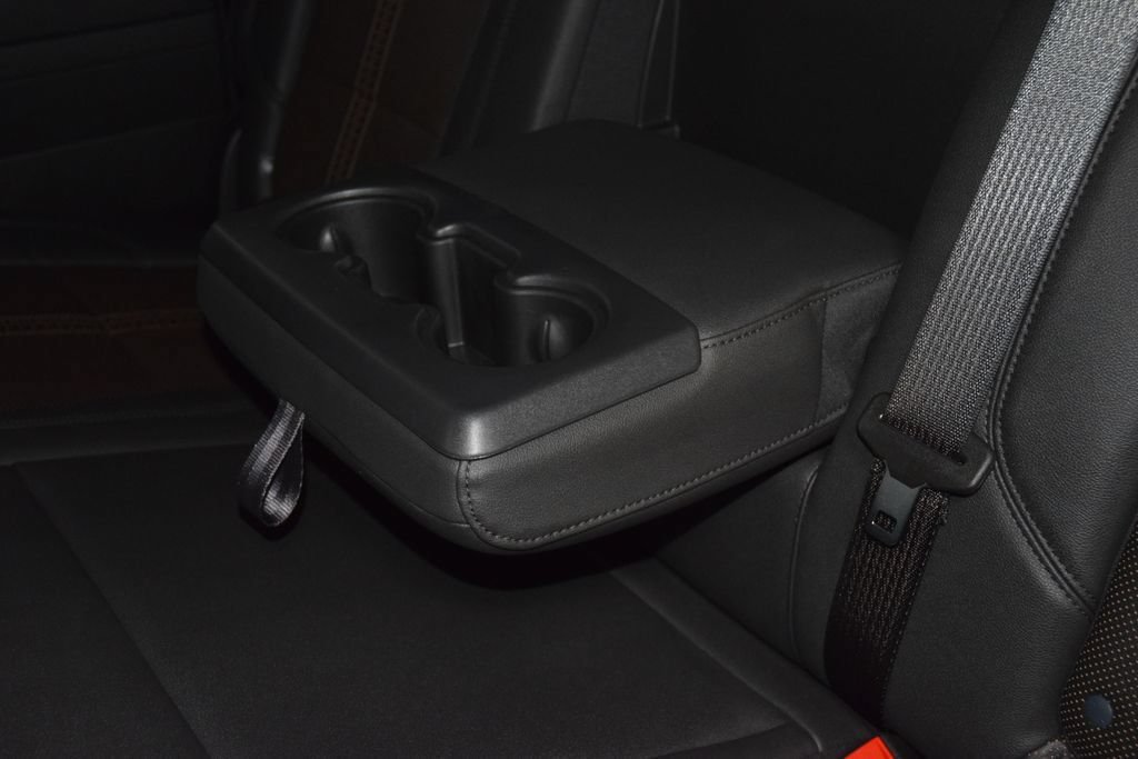 Used 2026 Chevrolet Silverado 1500 High Country w/ Technology Package AWD/4WD image 41
