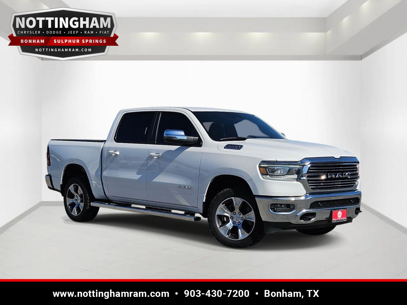 Used 2023 RAM 1500 Laramie AWD/4WD image 1