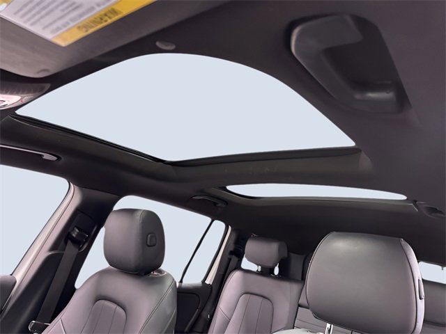 Certified 2022 Mercedes-Benz GLB 250 White image 29