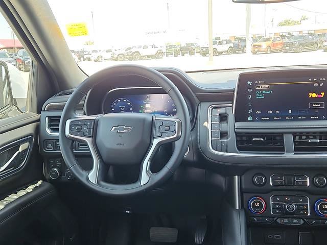 Used 2024 Chevrolet Tahoe Z71 w/ Luxury Package AWD/4WD image 11