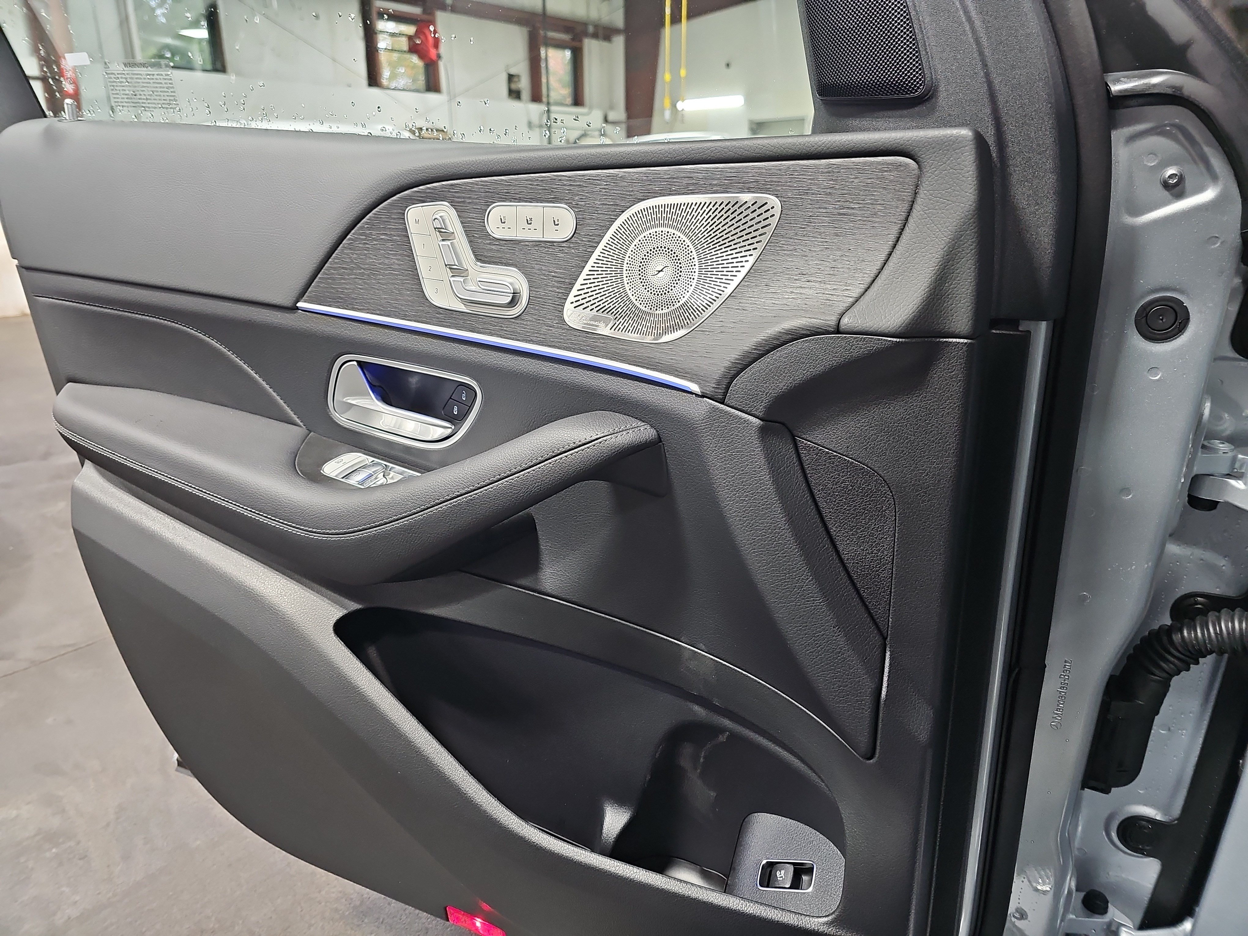 New 2026 Mercedes-Benz GLS 450 4MATIC image 28
