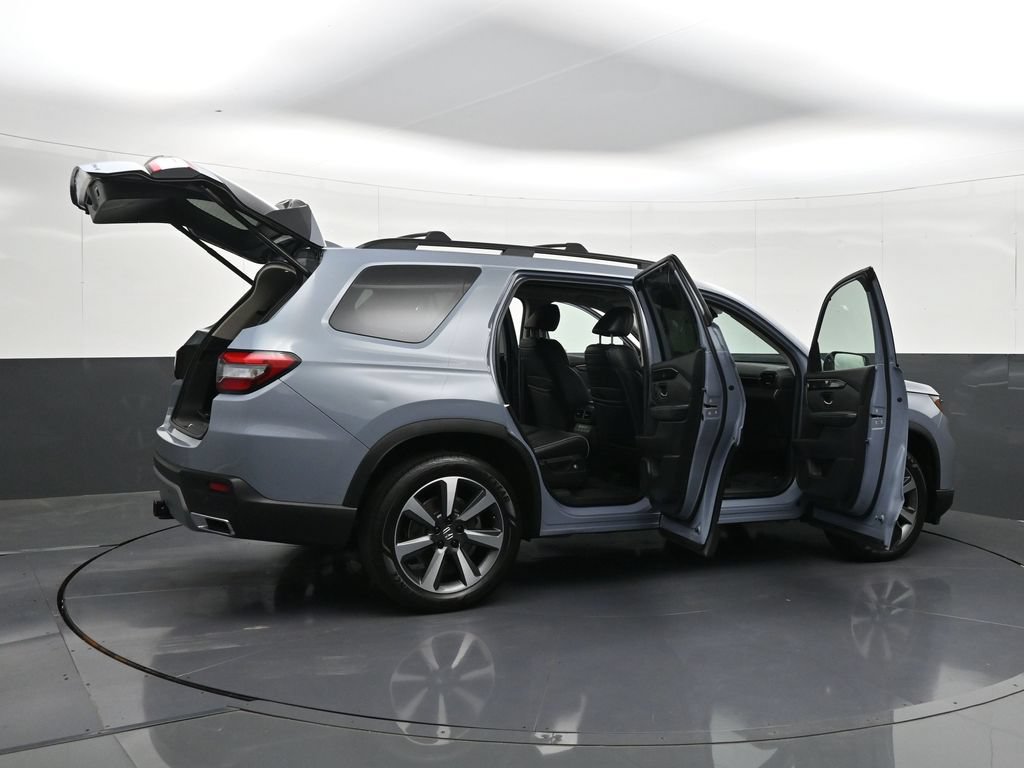 Used 2024 Honda Pilot Elite image 41