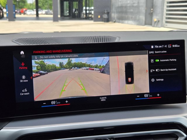 Used 2023 BMW i4 eDrive40 w/ M Sport Package image 13