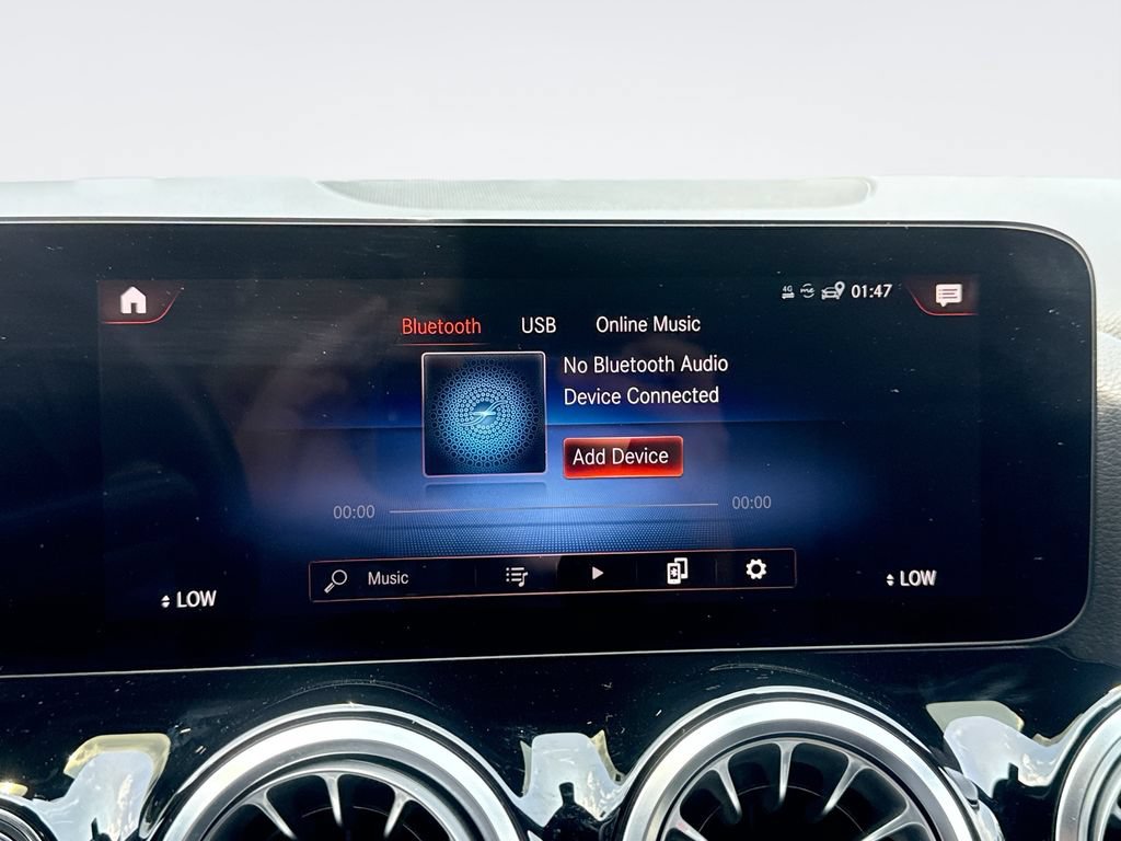 Used 2023 Mercedes-Benz GLA 250 w/ Premium Package image 12