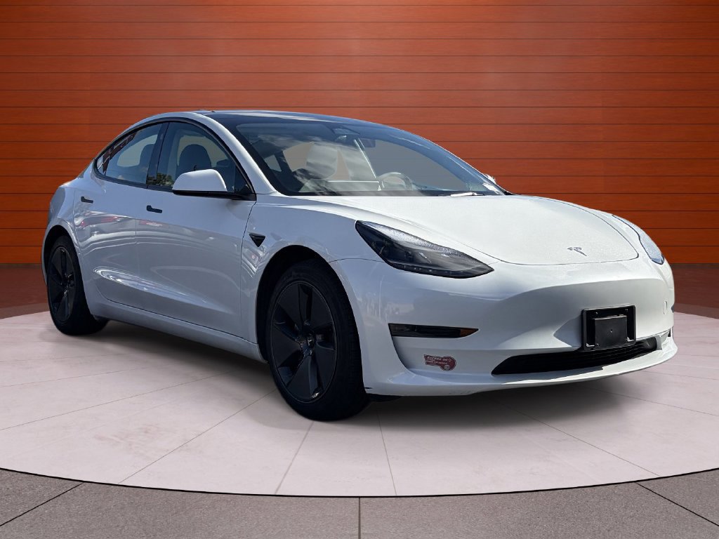 Used 2023 Tesla Model 3 Standard Range RWD image 5