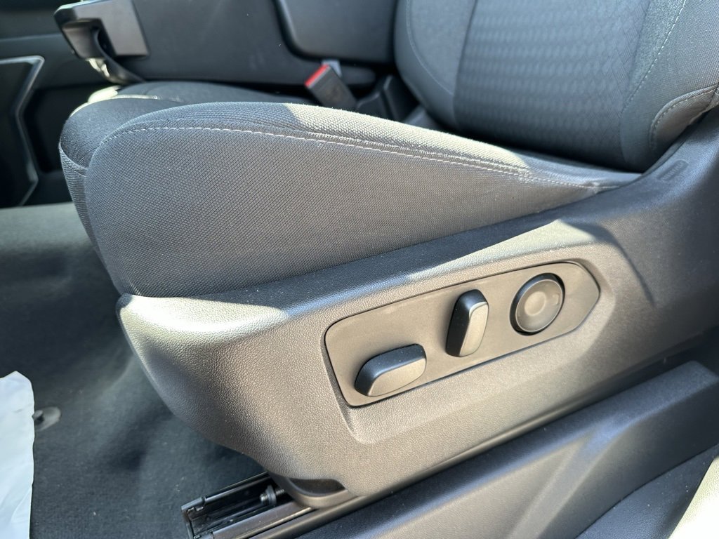 Used 2023 Chevrolet Silverado 1500 LT image 21