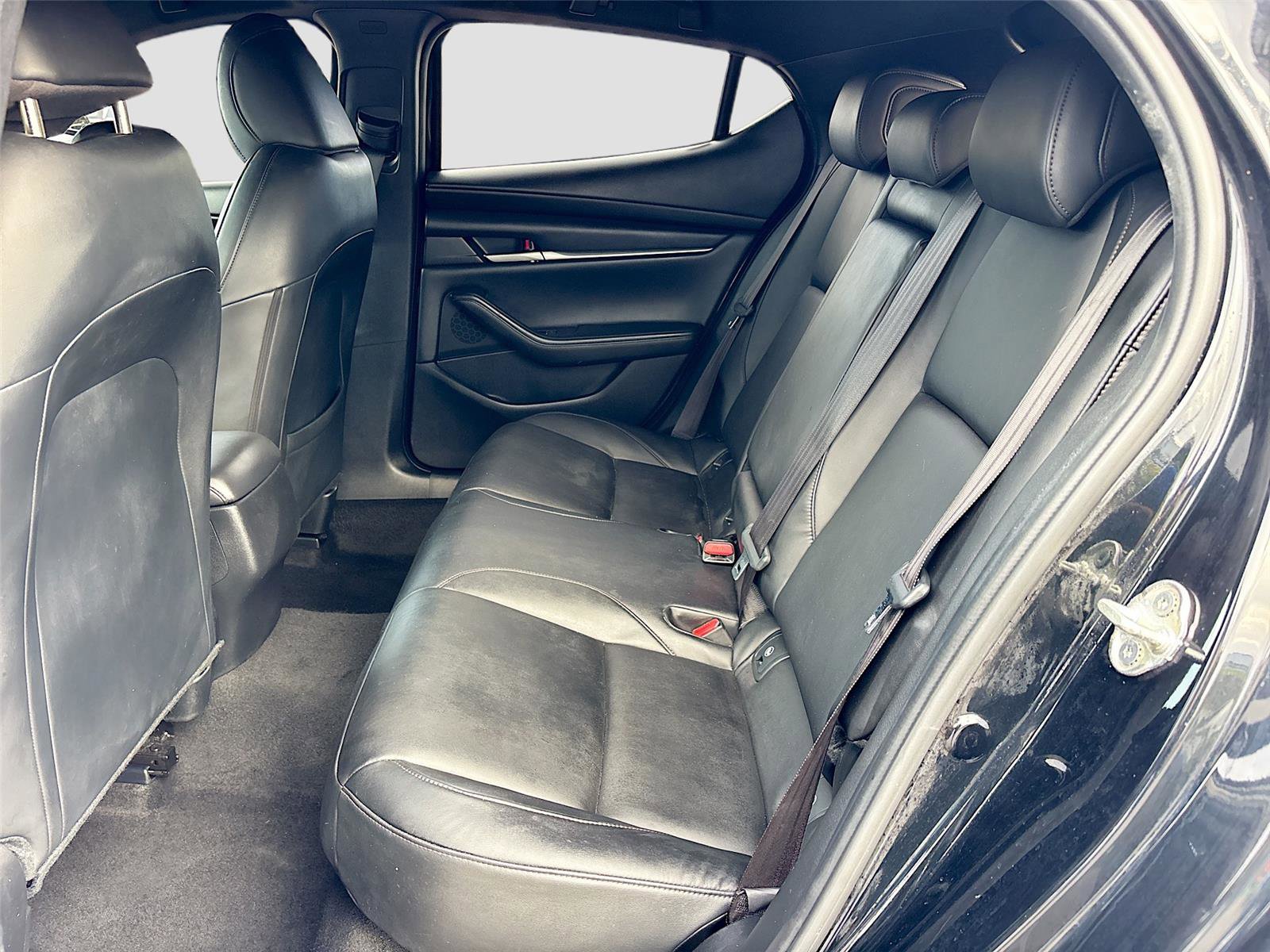 Used 2021 MAZDA MAZDA3 s image 25