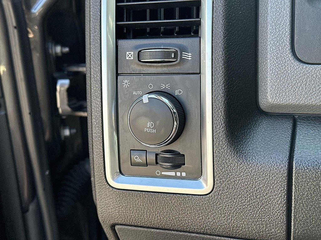 Used 2018 RAM 1500 Big Horn RWD image 54