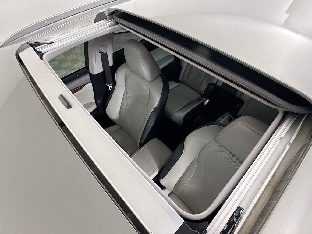 Used 2018 Lexus RX 450hL Premium image 22