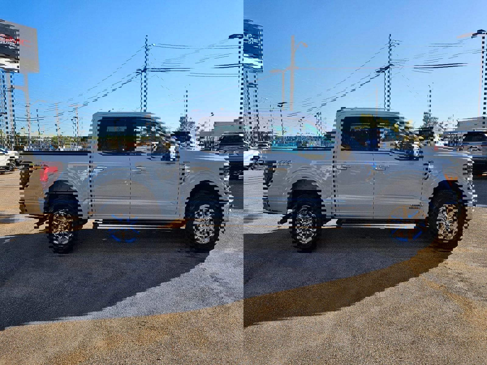 Used 2024 Ford F150 XLT w/ Mobile Office Package image 36