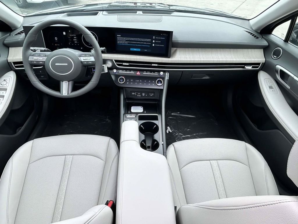 New 2026 Hyundai Sonata Limited FWD image 11
