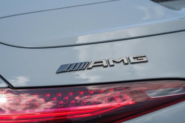 Used 2022 Mercedes-Benz SL 55 AMG 4MATIC w/ Driver Assistance Package image 12
