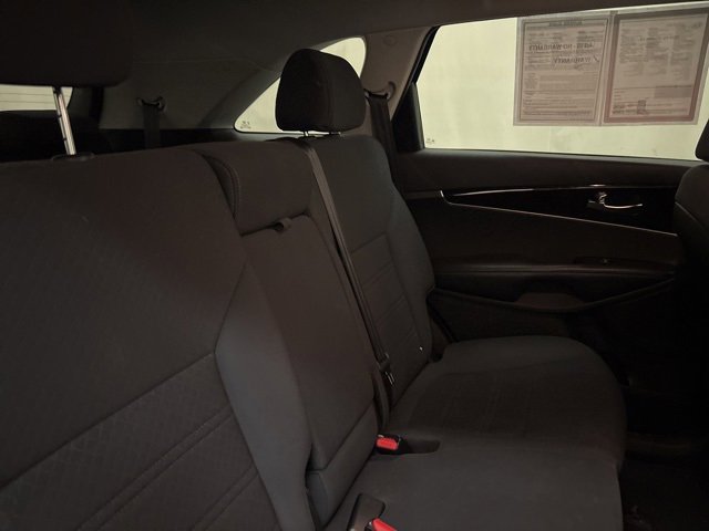 Certified 2019 Kia Sorento LX image 20
