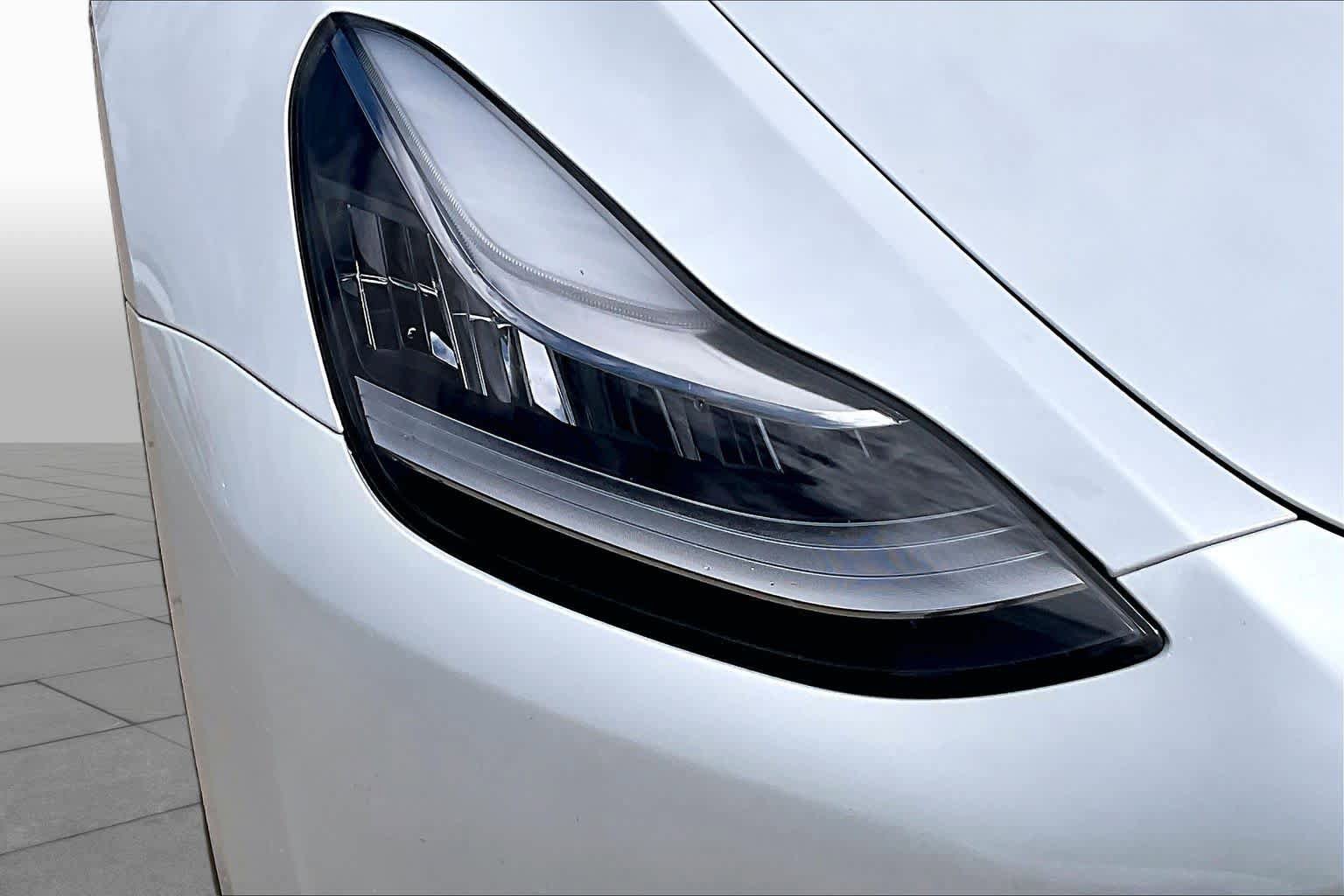 Used 2023 Tesla Model Y AWD image 25