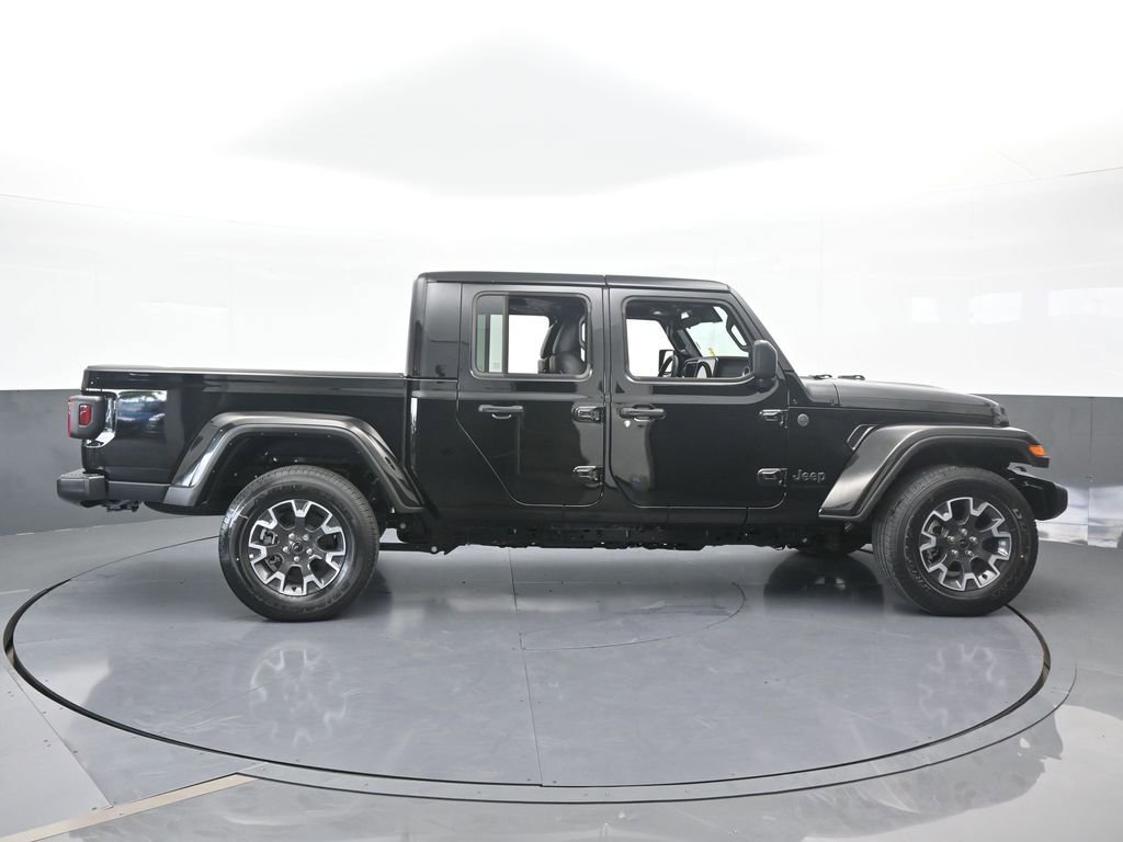 Used 2024 Jeep Gladiator Sport w/ Premium Package image 7