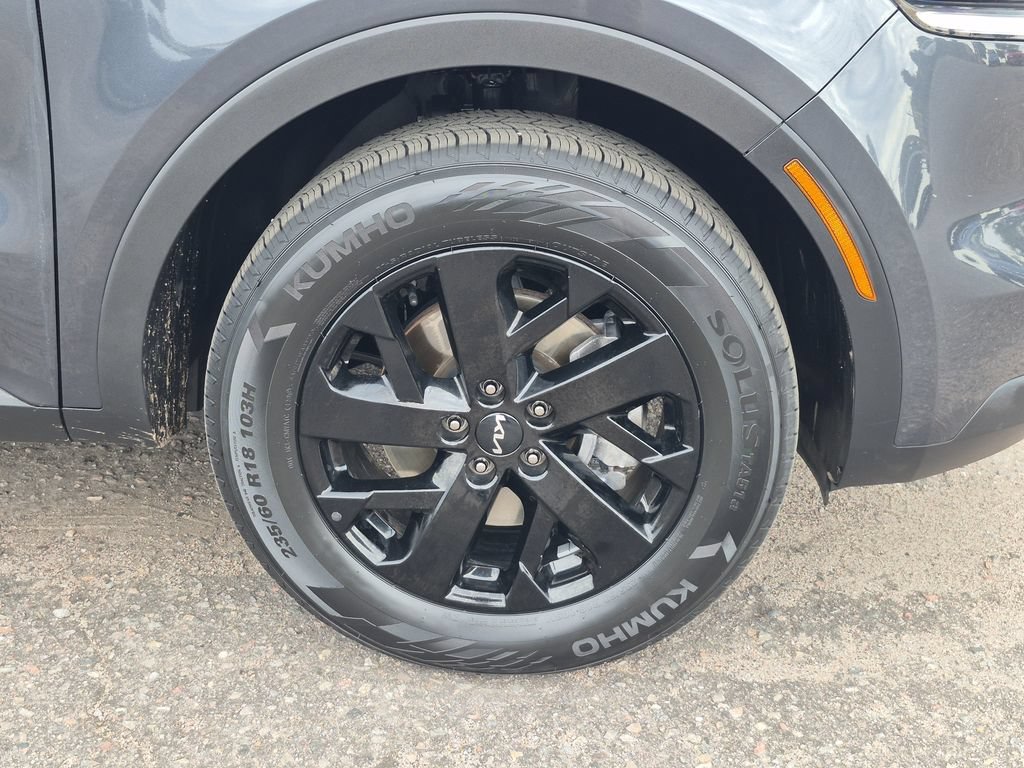 Certified 2023 Kia Sorento S AWD/4WD image 18