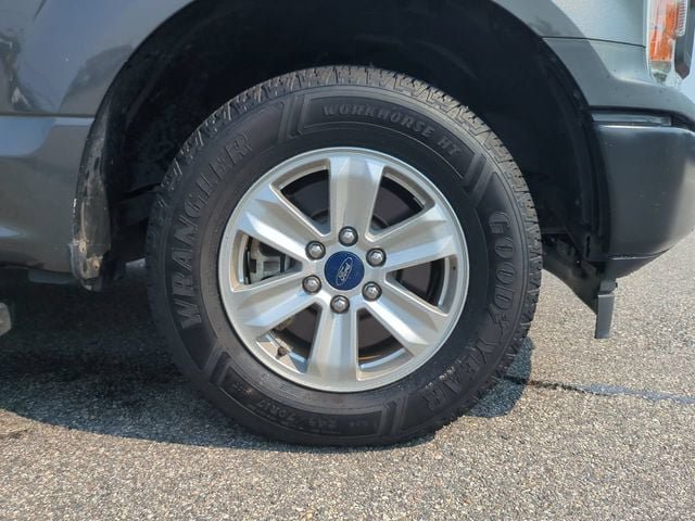 Used 2020 Ford F150 XL w/ Equipment Group 101A Mid RWD image 11