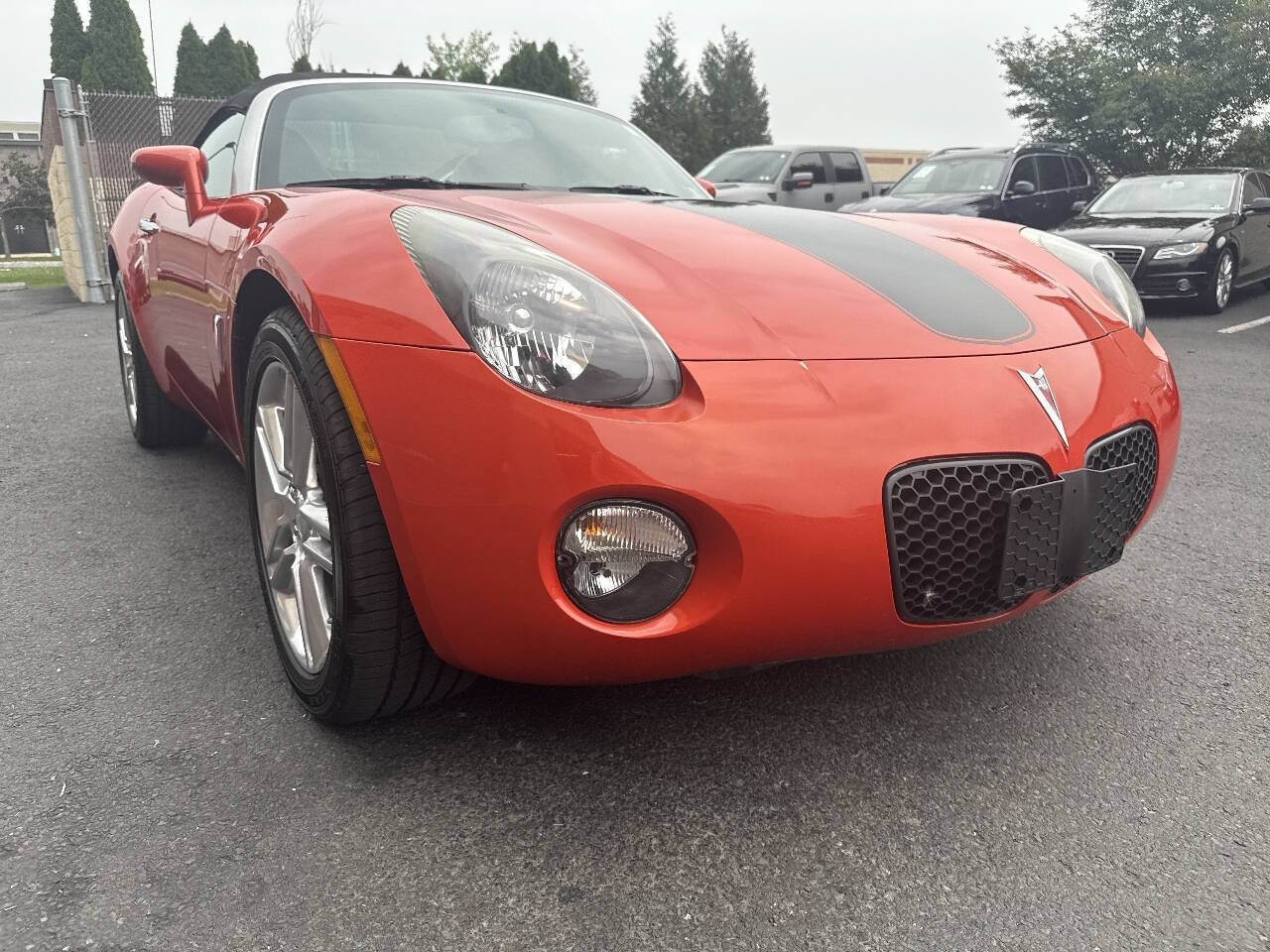 Used 2009 Pontiac Solstice Street Edition RWD image 7