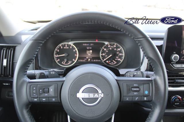 Used 2025 Nissan Pathfinder SV image 24