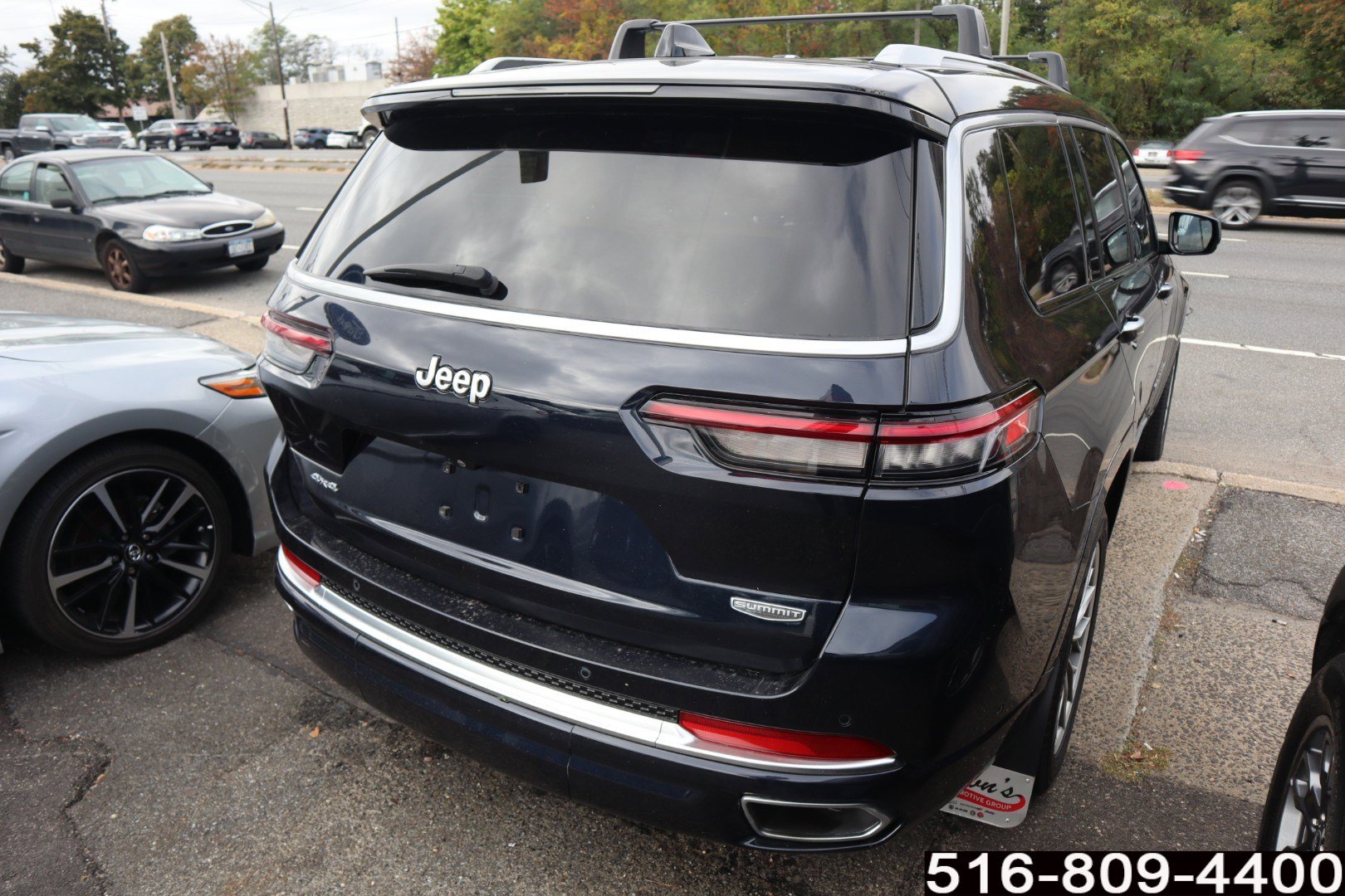 Used 2023 Jeep Grand Cherokee L Summit image 5