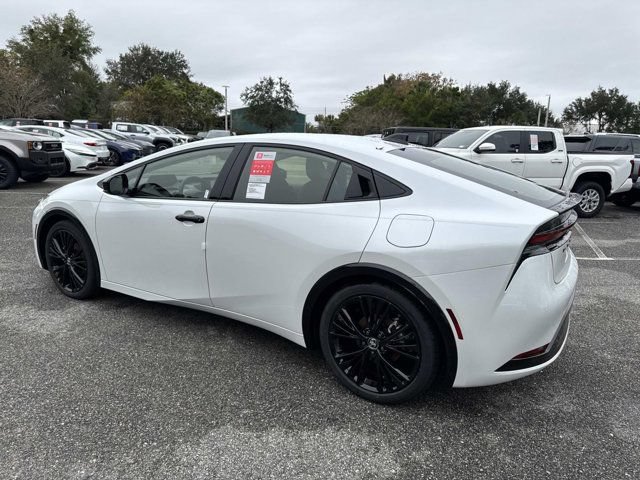 New 2026 Toyota Prius FWD image 4