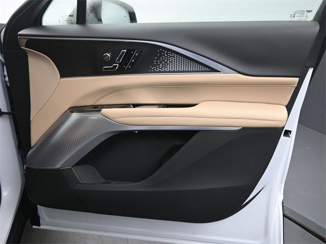 New 2026 Cadillac Lyriq Signature Sport image 20