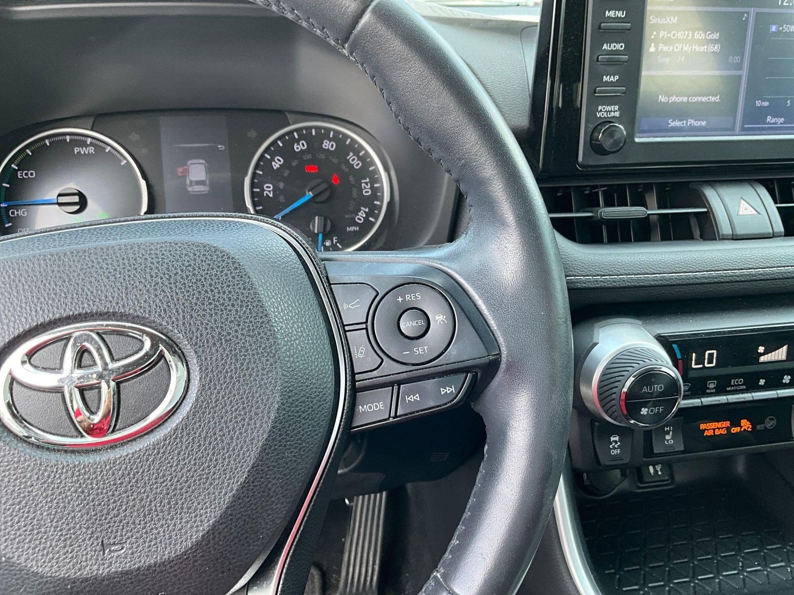 Used 2019 Toyota RAV4 XLE w/ Convenience Package AWD/4WD image 11