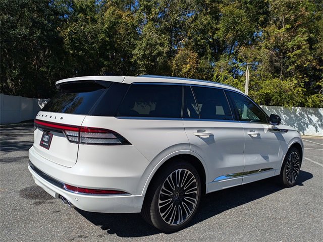 Used 2025 Lincoln Aviator Black Label image 2