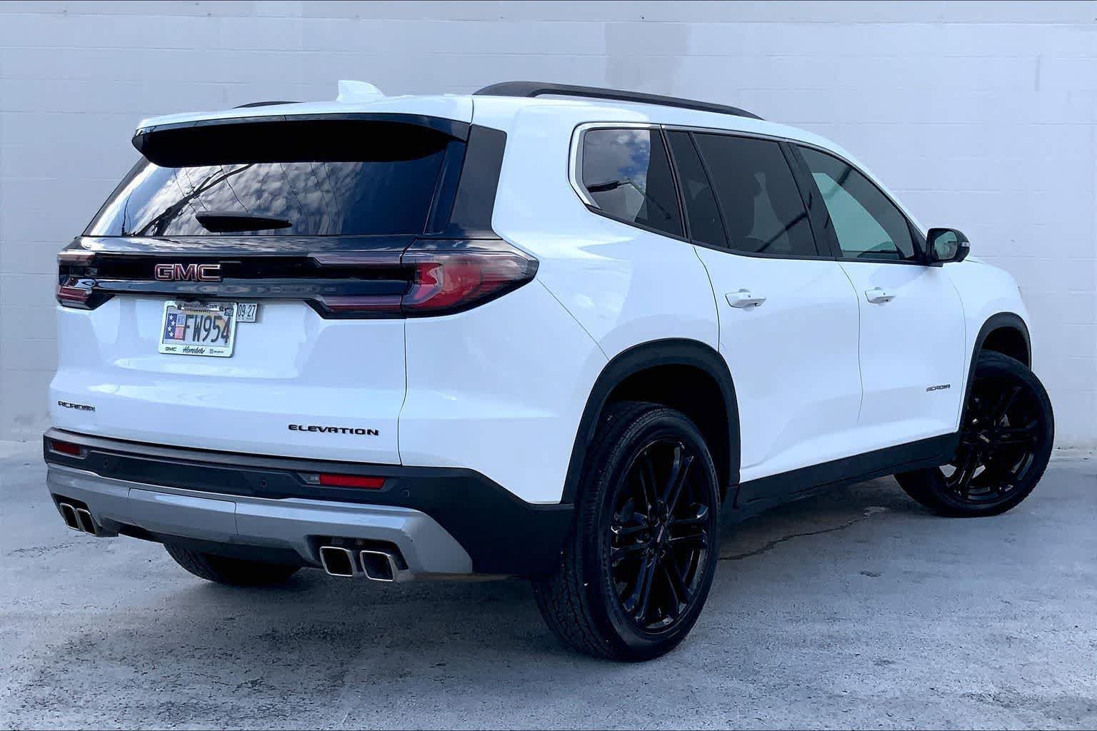 Used 2024 GMC Acadia Elevation w/ Luxury Package FWD image 22