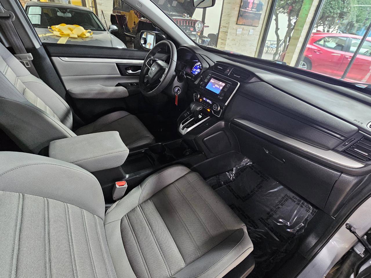 Used 2017 Honda CR-V LX image 12