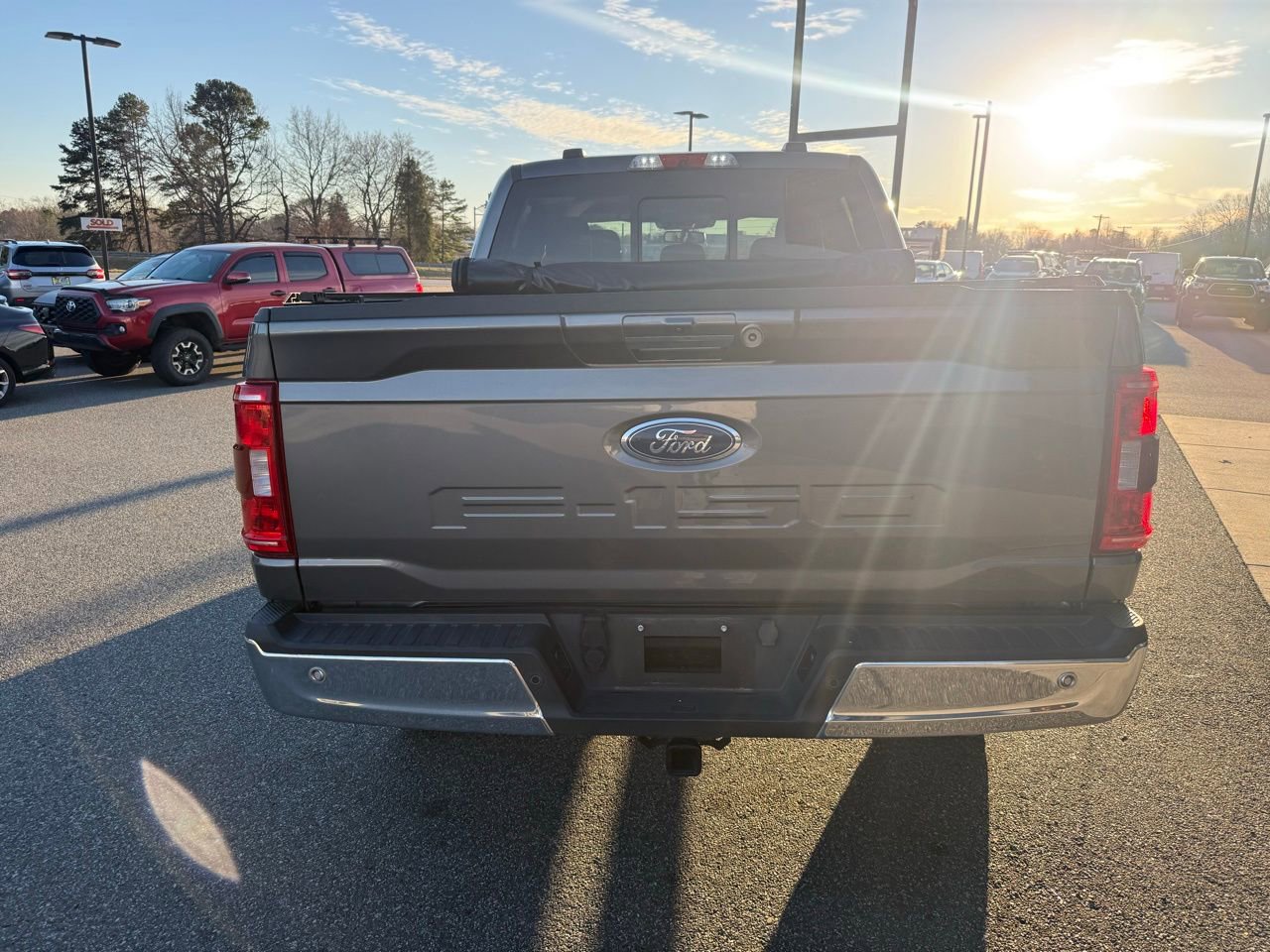 Used 2022 Ford F150 XLT w/ Equipment Group 302A High image 6