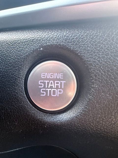 Used 2024 Kia Sorento S image 14