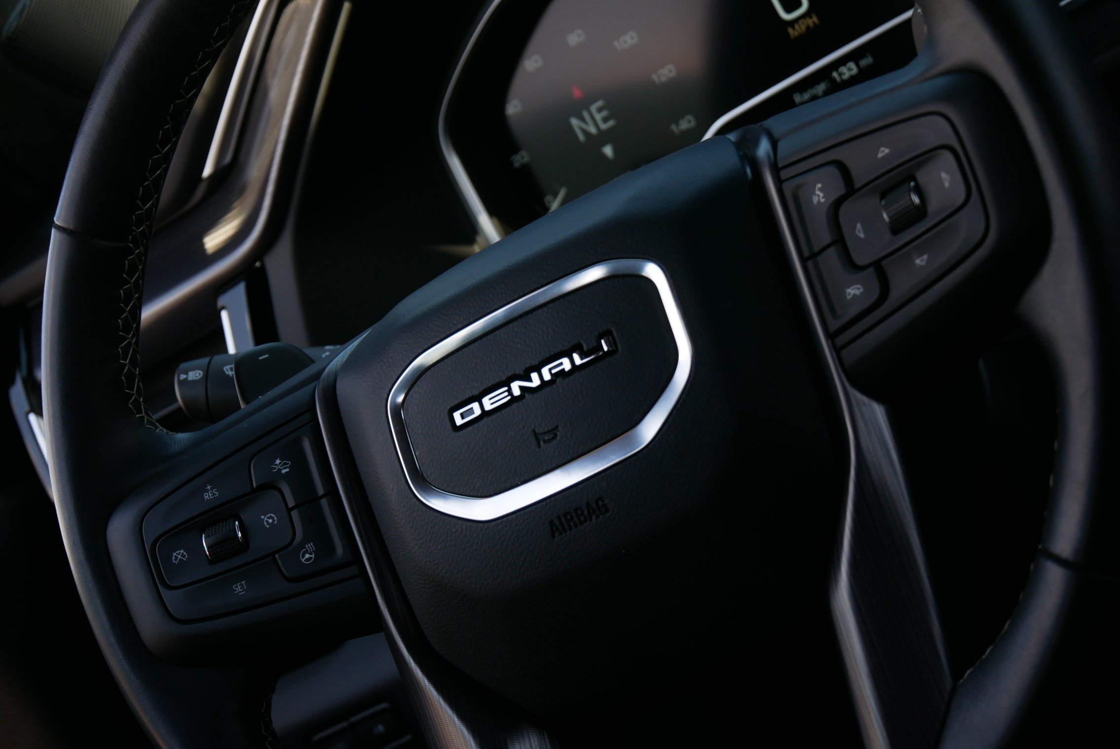 Used 2023 GMC Sierra 1500 Denali Ultimate AWD/4WD image 24