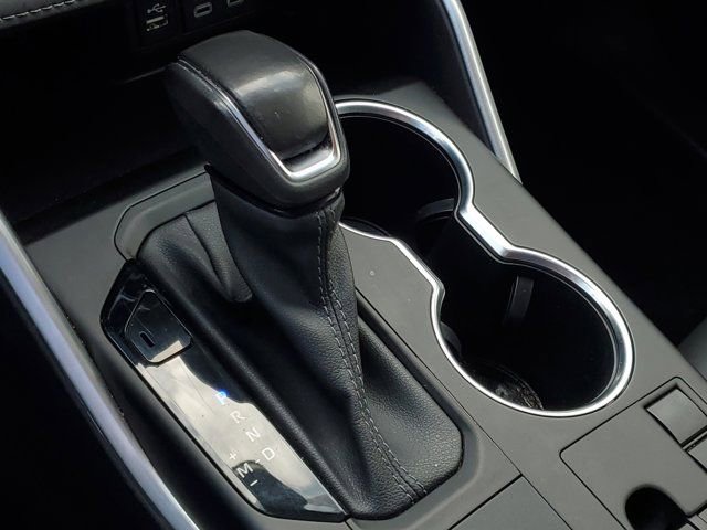 Used 2023 Toyota Highlander XLE image 30