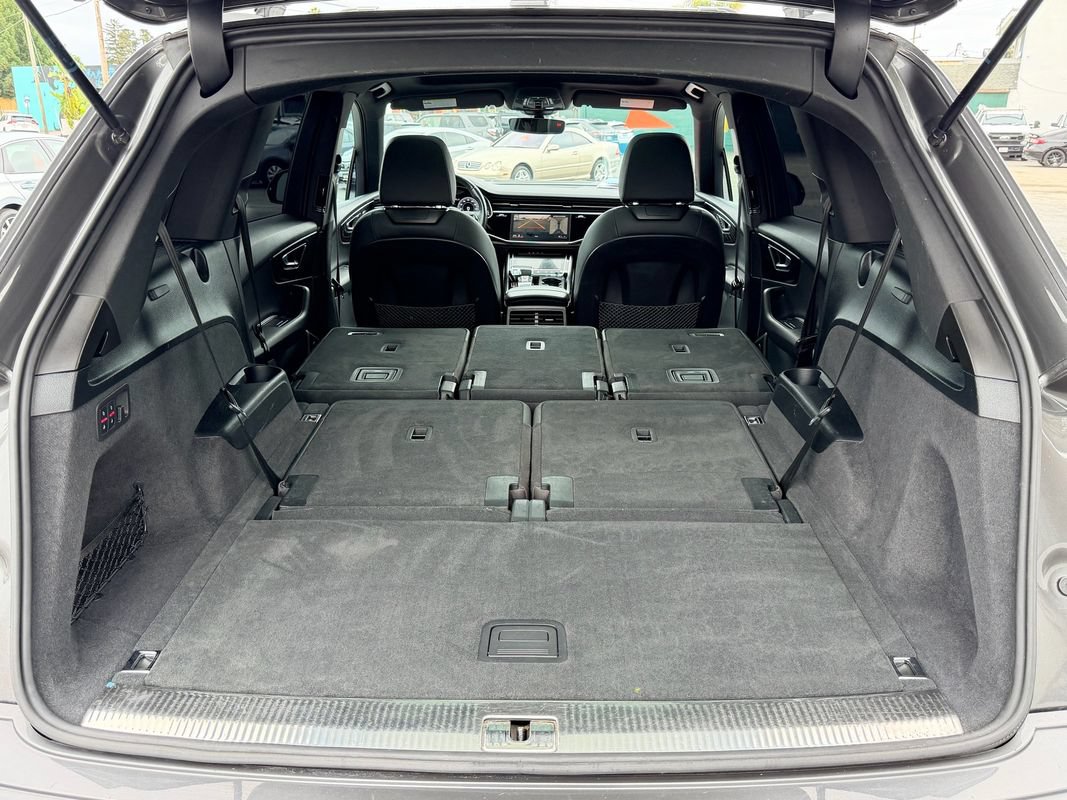 Used 2021 Audi Q7 3.0T Premium Plus w/ Premium Plus Package AWD/4WD image 20