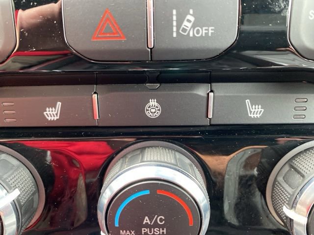 Used 2025 RAM 1500 Big Horn AWD/4WD image 9