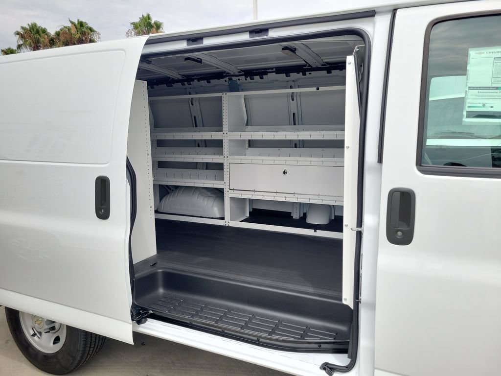 New 2026 Chevrolet Express 2500 w/ Driver Convenience Package RWD image 16