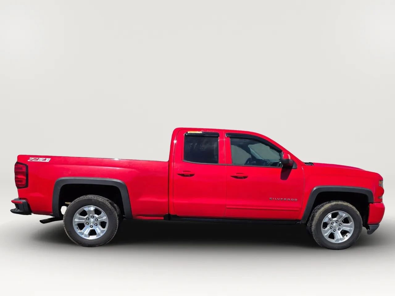 Used 2016 Chevrolet Silverado 1500 LT w/ All Star Edition image 7