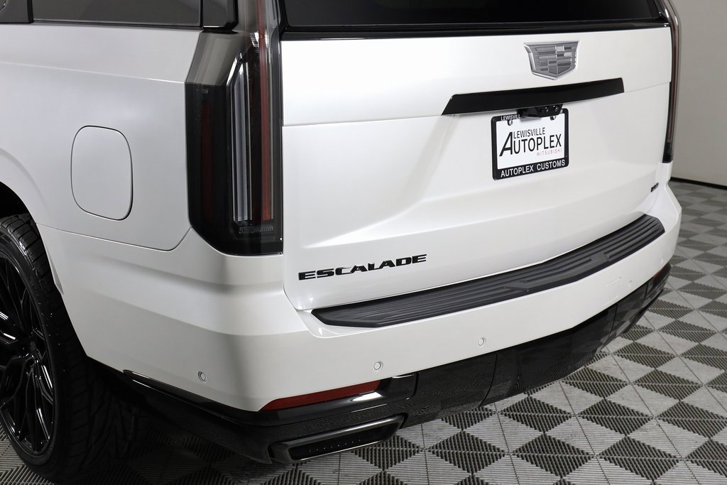 Used 2025 Cadillac Escalade Sport Platinum w/ LPO, ONYX Package image 56