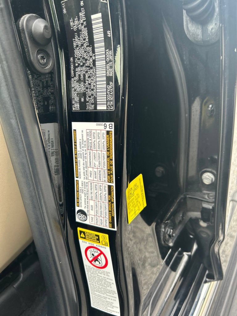 Used 2011 Toyota 4Runner SR5 AWD/4WD image 23